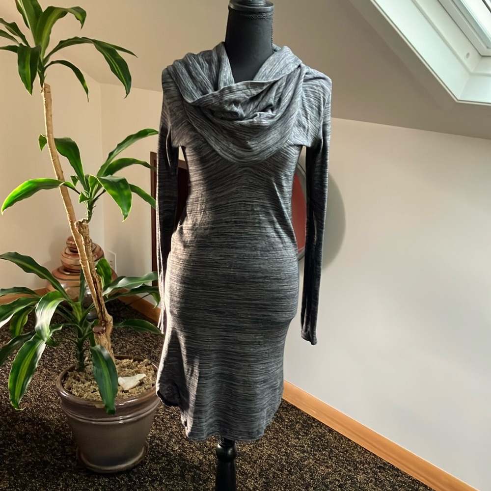 alternative gray space dye cowl neck tunic size S